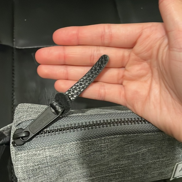 Pencil case - Picture 4 of 6